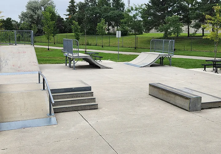 Glenashton Park skateboarding facilities.