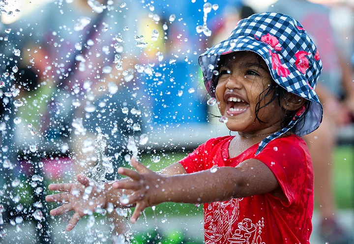 A splash-pad photo supplied on the Town of Oakville splash-pad page. The town does not name the pictured site.